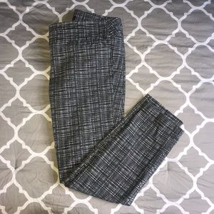 Black & White LOFT Marisa Skinny Ankle Pants